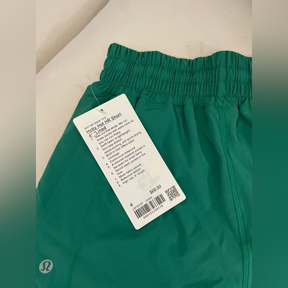 Lululemon NWT Hotty Hot High Rise 4” Lined Cascadia Green Size 4 - Picture 10 of 11